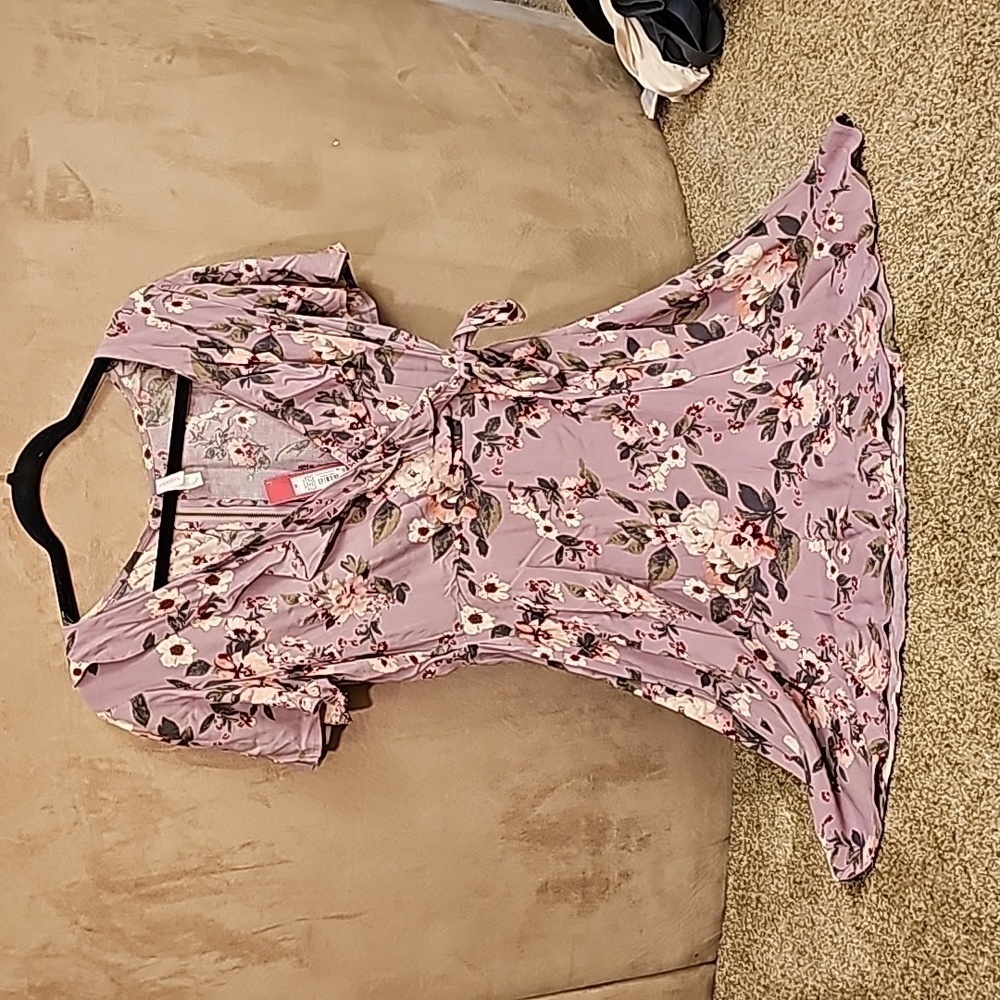 NWT xhiliration dress. Size medium